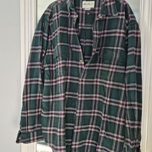 Eddie Bauer Men's Dark Green and Red Plaid Shirt